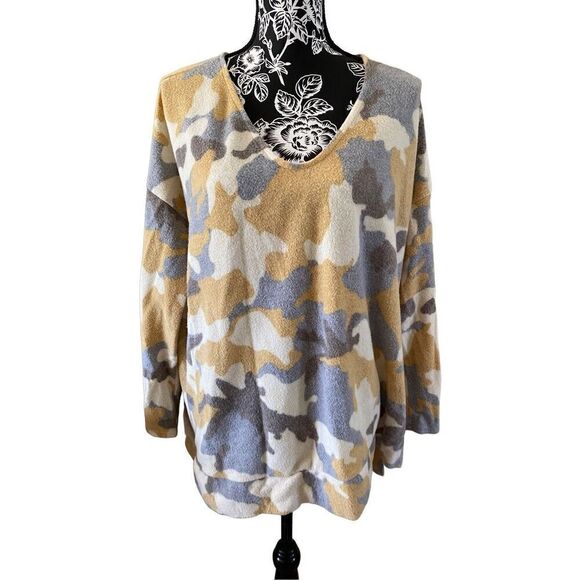 Lovely J Fleece Camouflage V-Neck Sweater Lounge Casual Everyday - Picture 1 of 12